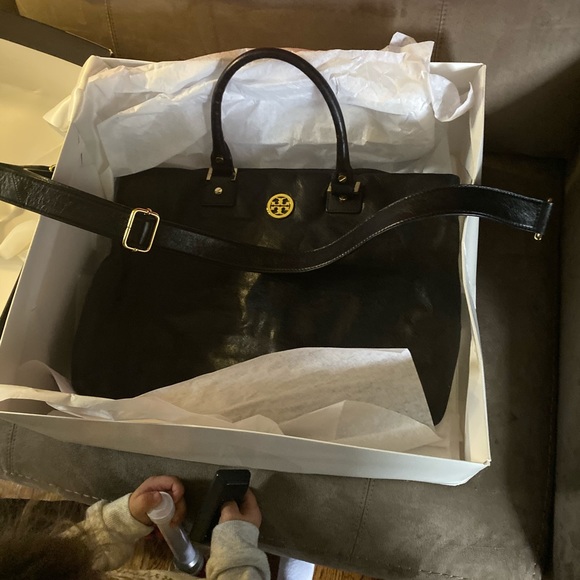 Tory Burch Bag and Wallet Set - Picture 8 of 8